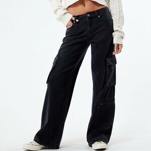 Pacsun Low Rise Baggy Cargo Jeans in black